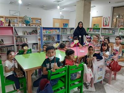 کلاس خلاقیت و کاردستی