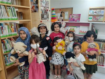 قصه گویی همراه با نمایش خلاق